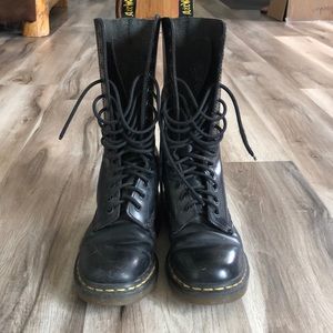 Dr. Martens Smooth Black Mid-calf Boots Size 6